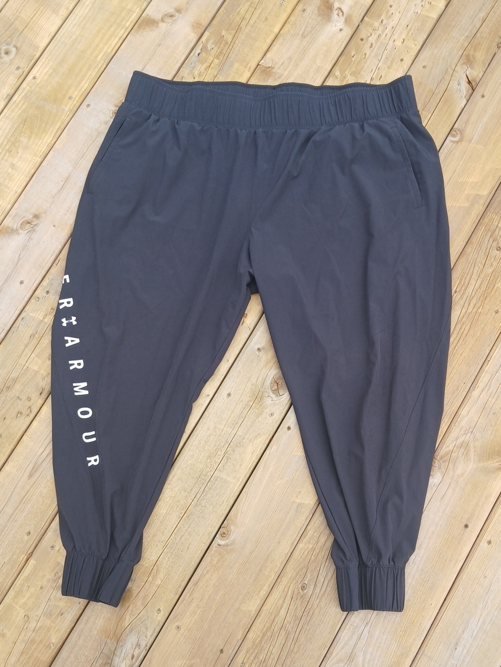 Under Armour Mens Black Joggers with Side Logo